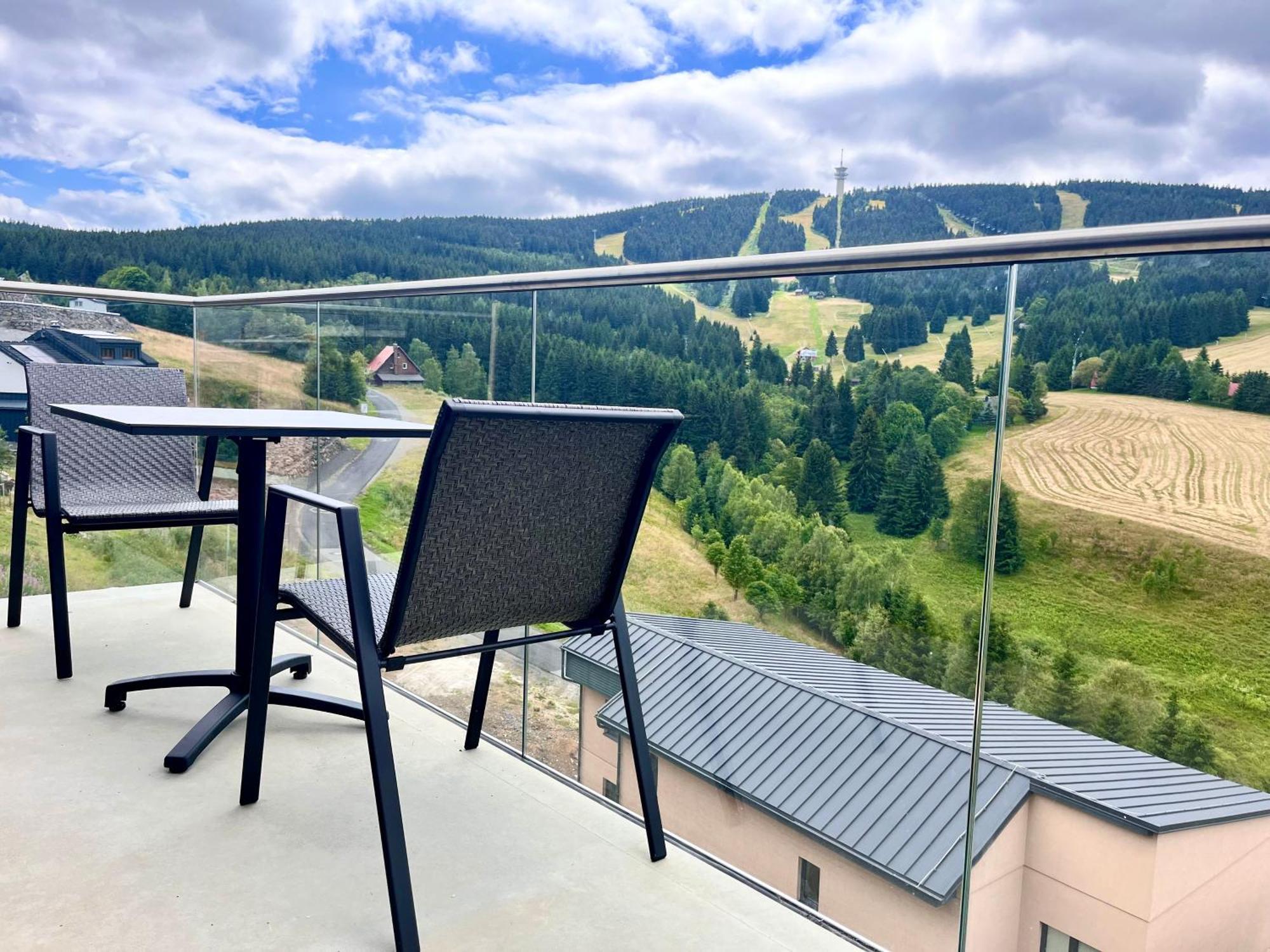 Apartmany Vista Klinovec Loučná pod Klínovcem Zewnętrze zdjęcie
