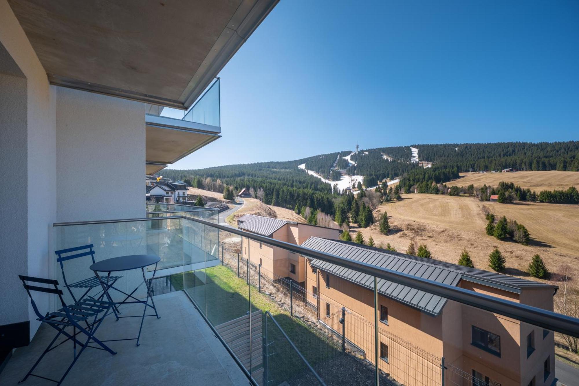 Apartmany Vista Klinovec Loučná pod Klínovcem Zewnętrze zdjęcie